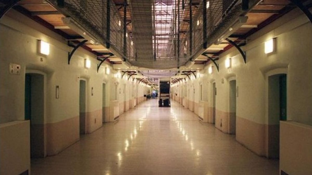 тюрьма великобритании
