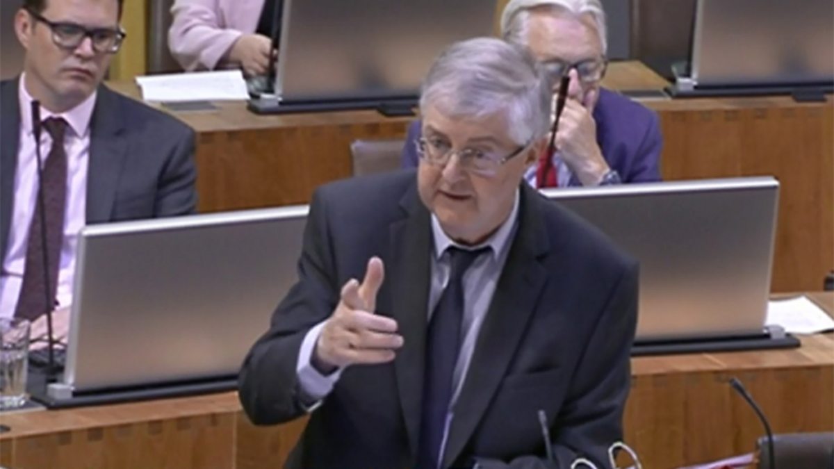 BBC Parliament - Welsh First Minister's Questions, 18/06/2019