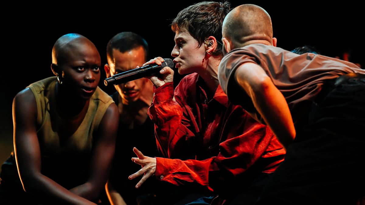 BBC Music - Glastonbury, 2019, Christine and the Queens - Girlfriend