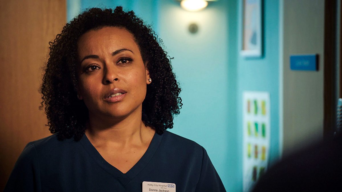 BBC One Holby City, Series 21, Flying Solo