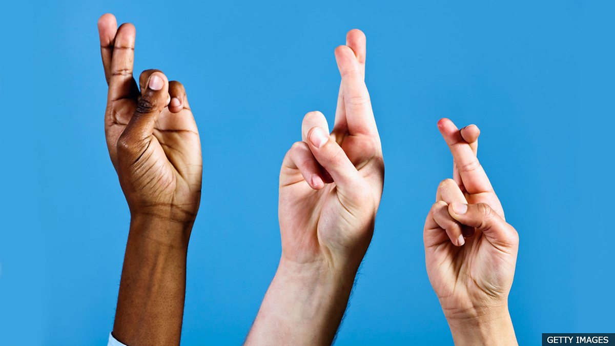 Жест скрещенные пальцы. Мультяшно скрещенные пальцы. Иконка скрещенные пальцы. Жест скрестить пальцы значение. Жест скрещенные пальцы.