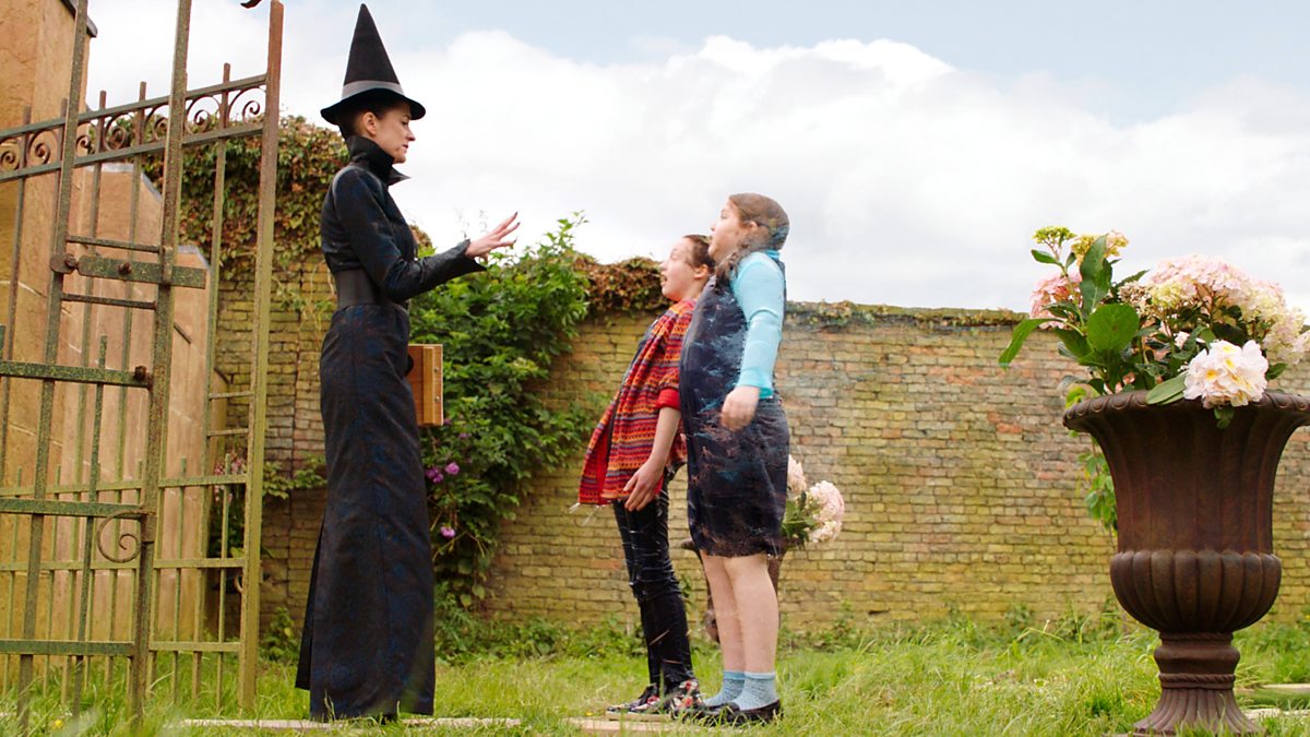 Bbc Iplayer The Worst Witch Series 1 1 Selection Day Part 1 7617