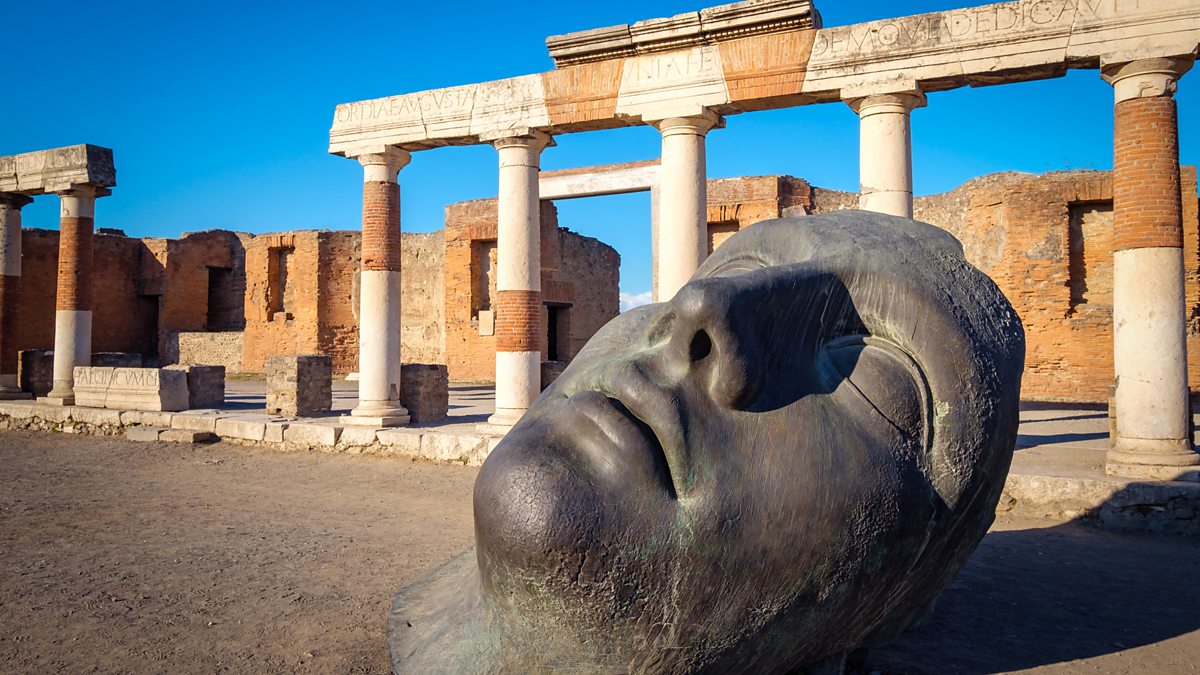 BBC Radio - Learning English News Review, Pompeii Treasure Discovered