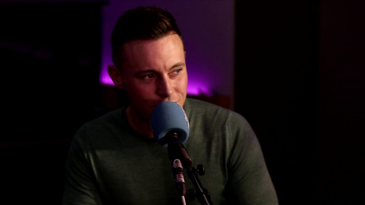 BBC Radio Ulster - Hugo Duncan, Nathan Carter performs Christmas Stuff