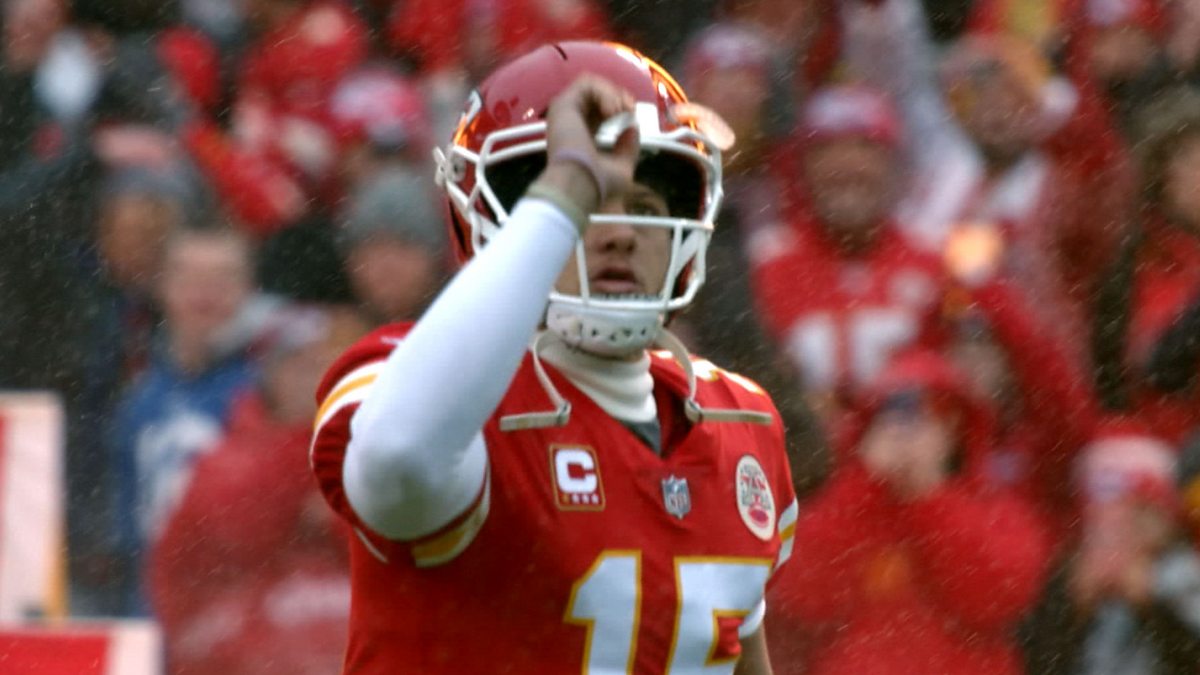 Super Bowl 2020: Kansas City Chiefs pull off a sensational comeback to beat  San Francisco 49ers - BBC Sport