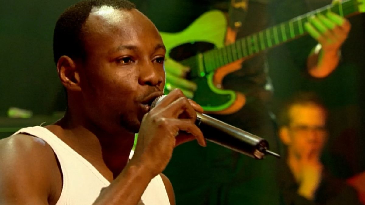 Mc solaar. Мила Solaar.