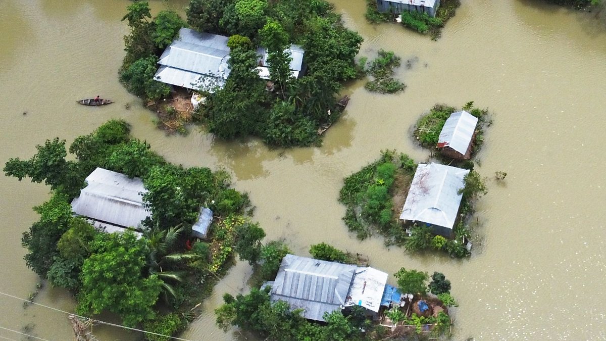 BBC - Devastating floods hit South Asia