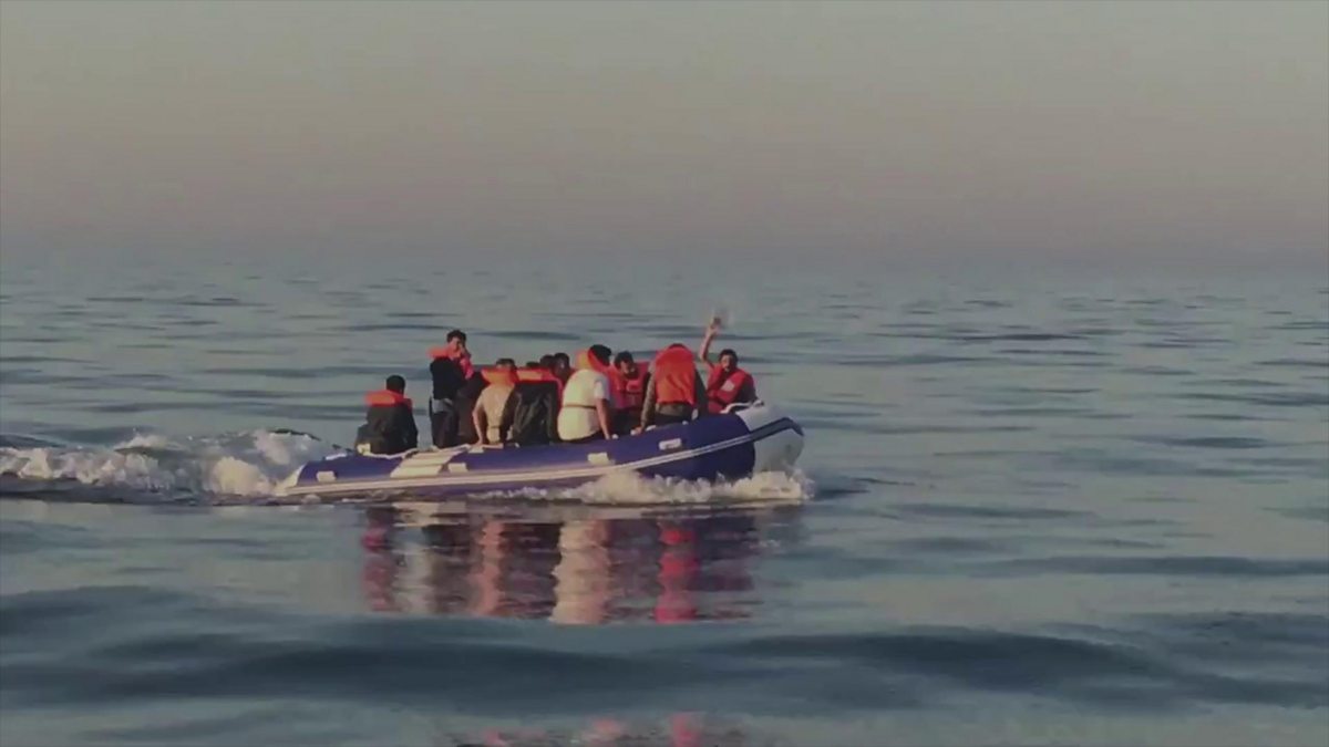 BBC One - Breakfast, Migrant Boat Is Picked Up Live On BBC Breakfast ...