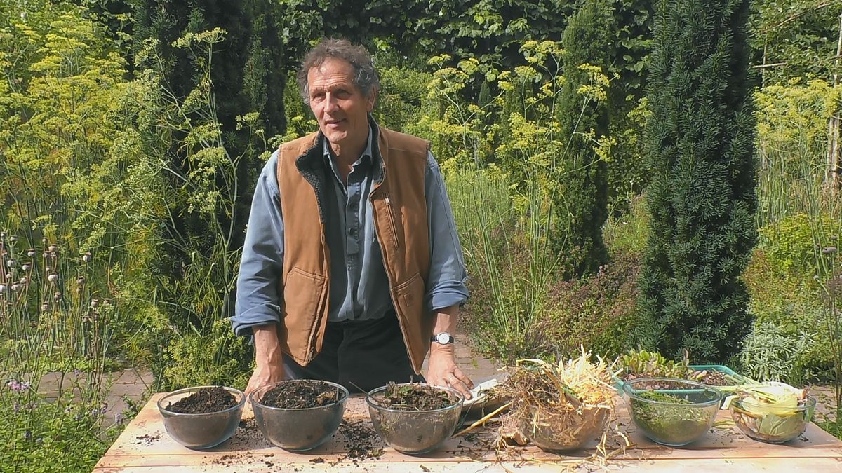 BBC Two Gardeners' World, 2020, Episode 26, Composting masterclass