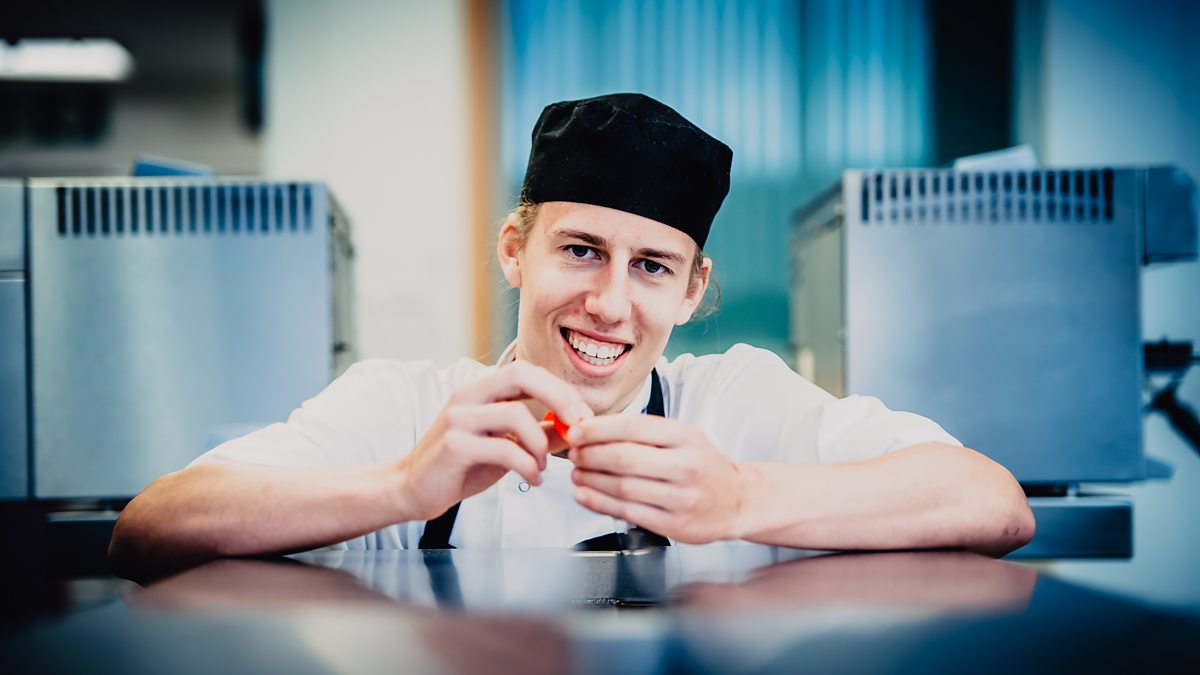 BBC One Wee Chef!, Series 1, Episode 1, Andrew's apprentices cook their first meal as a team