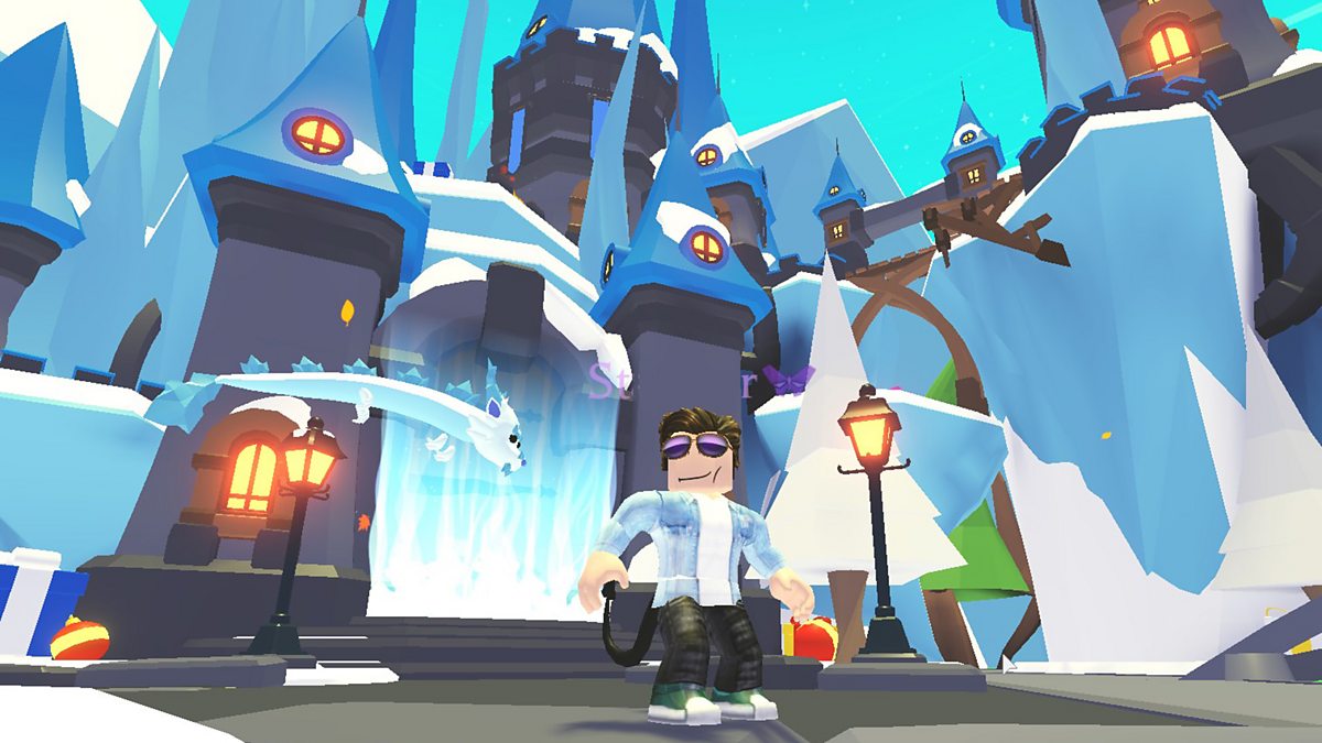 Roblox: Why did the game go down this weekend? - BBC Newsround