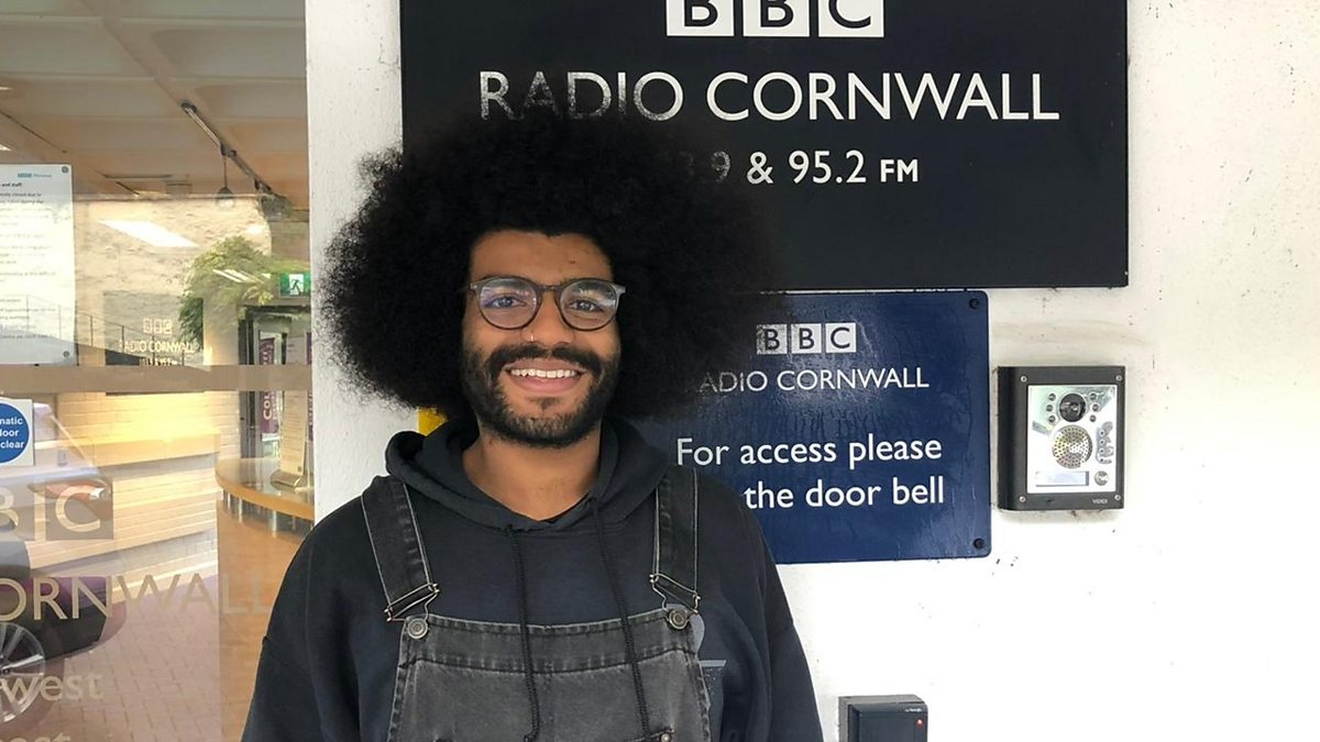 BBC Radio Cornwall - Julie Skentelbery, 02/11/2021, BIG GUEST Karum Cooper