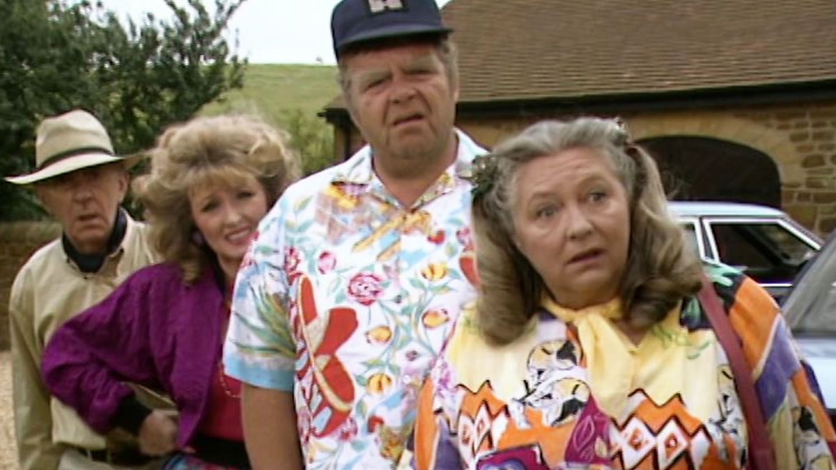 Bbc Iplayer Keeping Up Appearances Series 3 3 Violets Country Cottage