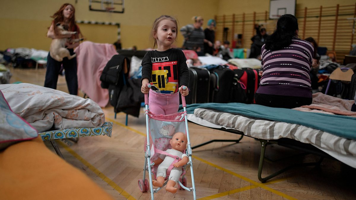 BBC World Service Newsday, Ukraine 1.5 million child refugees, says UN