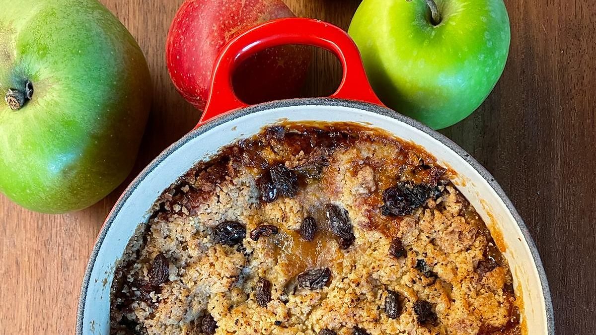 BBC One Morning Live Lisa's Apple Crumble