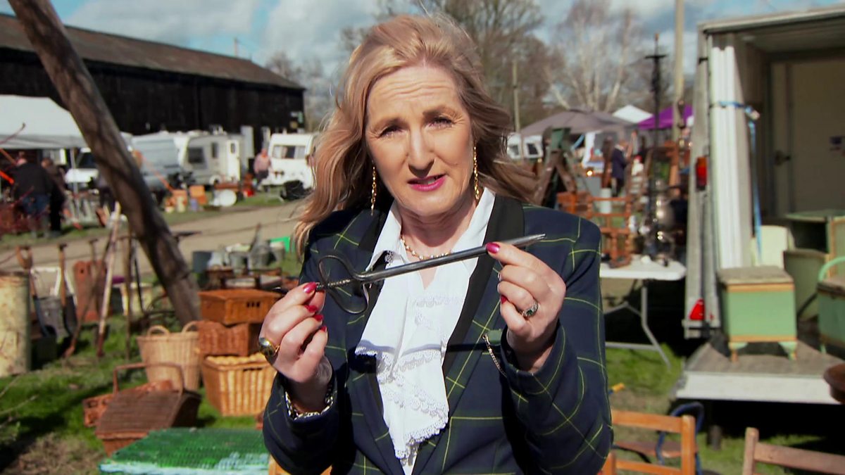 BBC One Bargain Hunt, Series 62, Shrewsbury 21, Caroline has the 'key