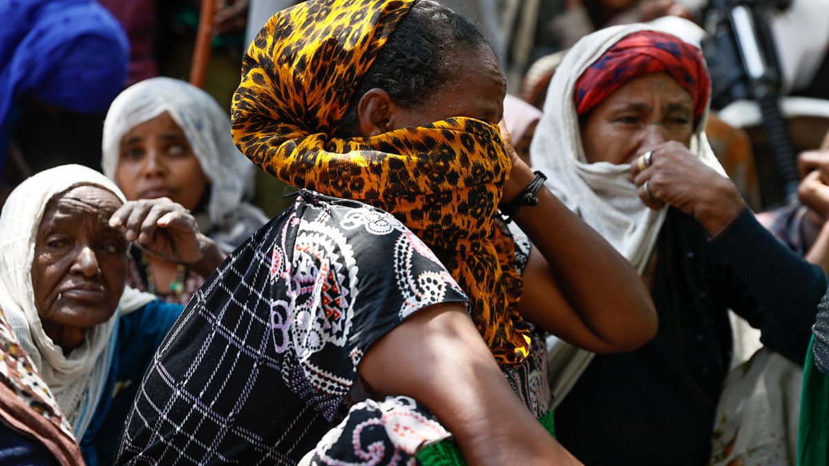 BBC World Service - Newshour, Ethiopia: Dozens Killed In Oromia Attacks