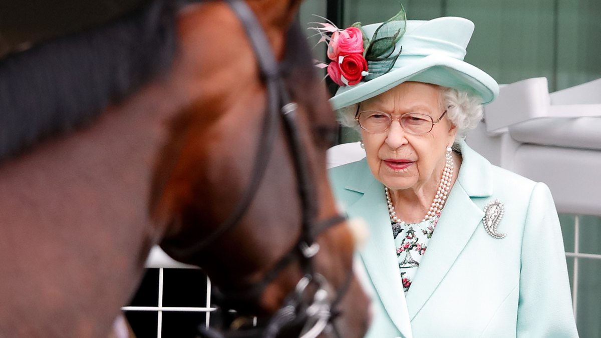 BBC World Service - Sportshour, Queen Elizabeth II and Sport