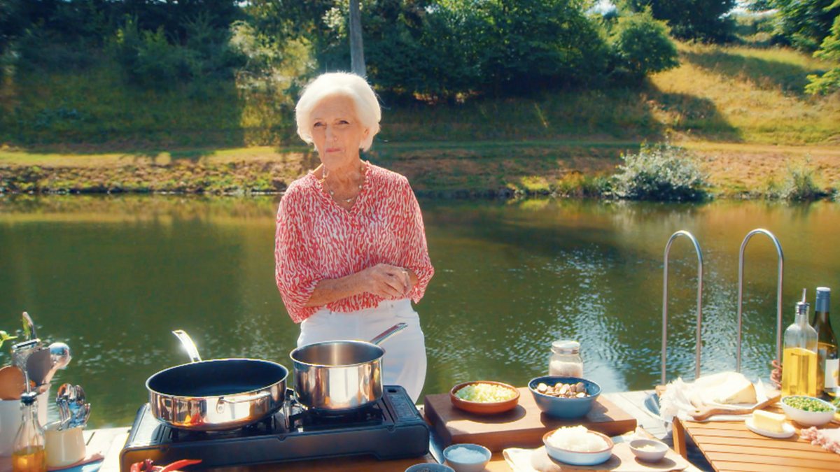 BBC Two Mary Berry Cook and Share, Series 1, Episode 5, Mary Berry