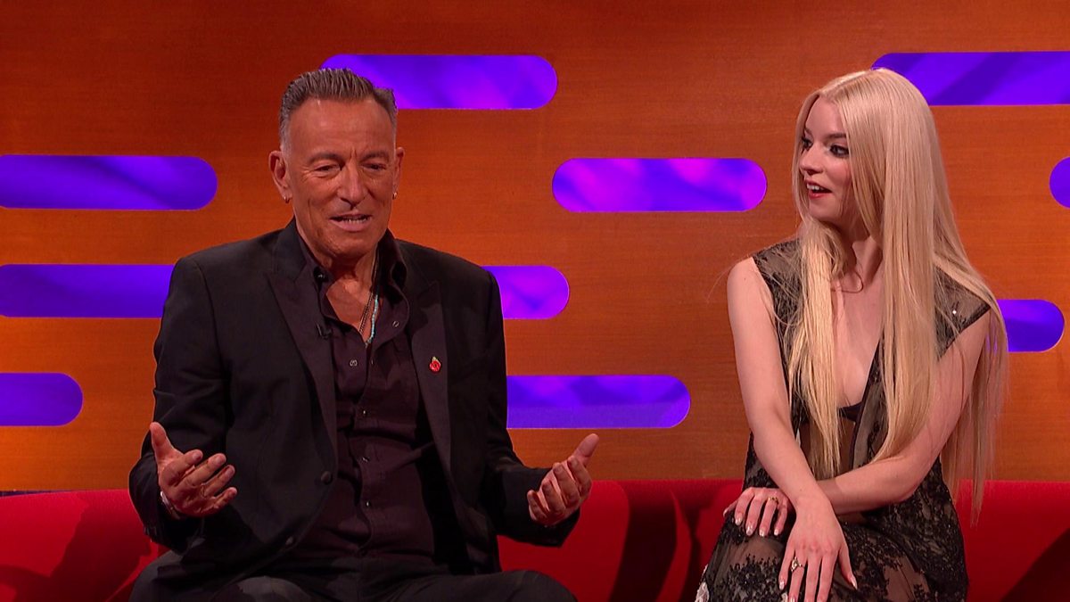 Bbc One The Graham Norton Show Series 30 Episode 7 Bruce Springsteen On Not Letting A Swarm 