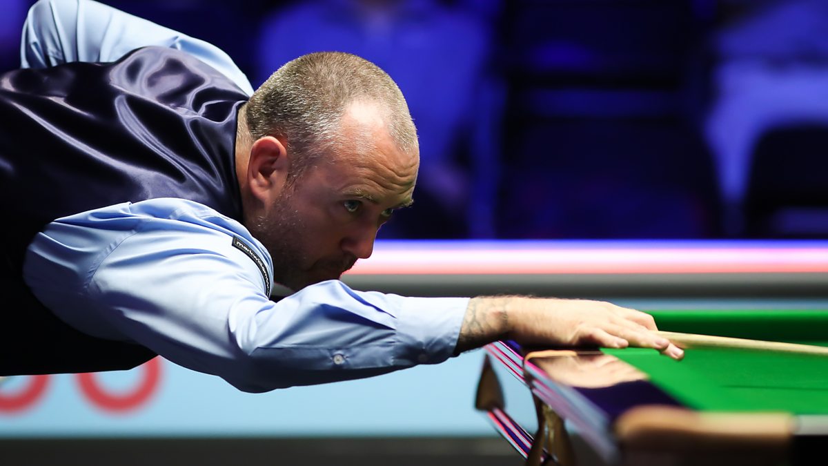 BBC Two - Snooker UK Championship, 2022 Live, Mark Williams v Jamie Clarke 