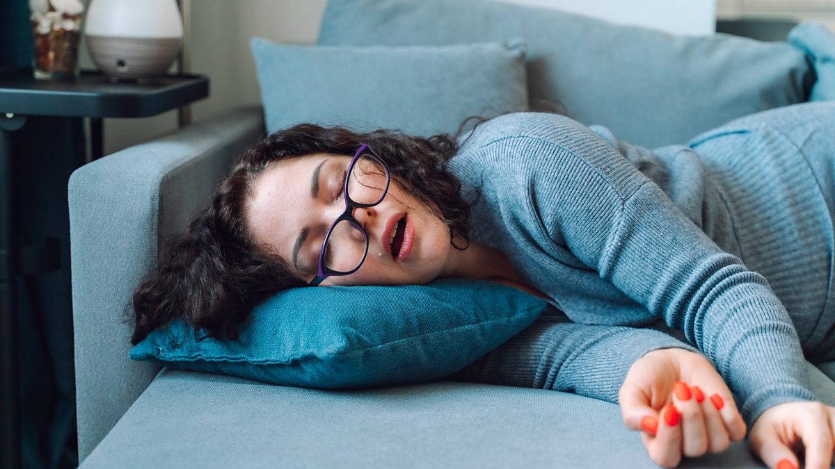 BBC World Service CrowdScience, Why don’t we fall out of bed when we