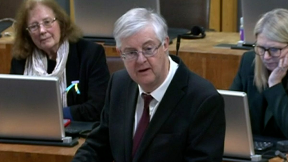 BBC Parliament - Welsh First Minister's Questions, 13/12/2022