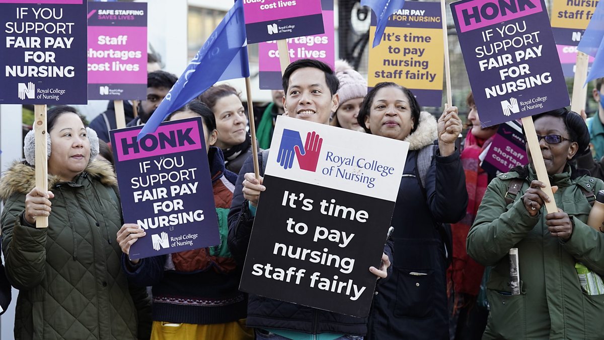 BBC Speaking to striking nurses on the picket line