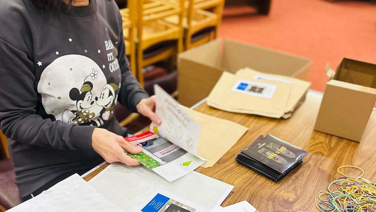 BBC Radio Tees Rachel Teate, Prisoners receive gift bags this Christmas