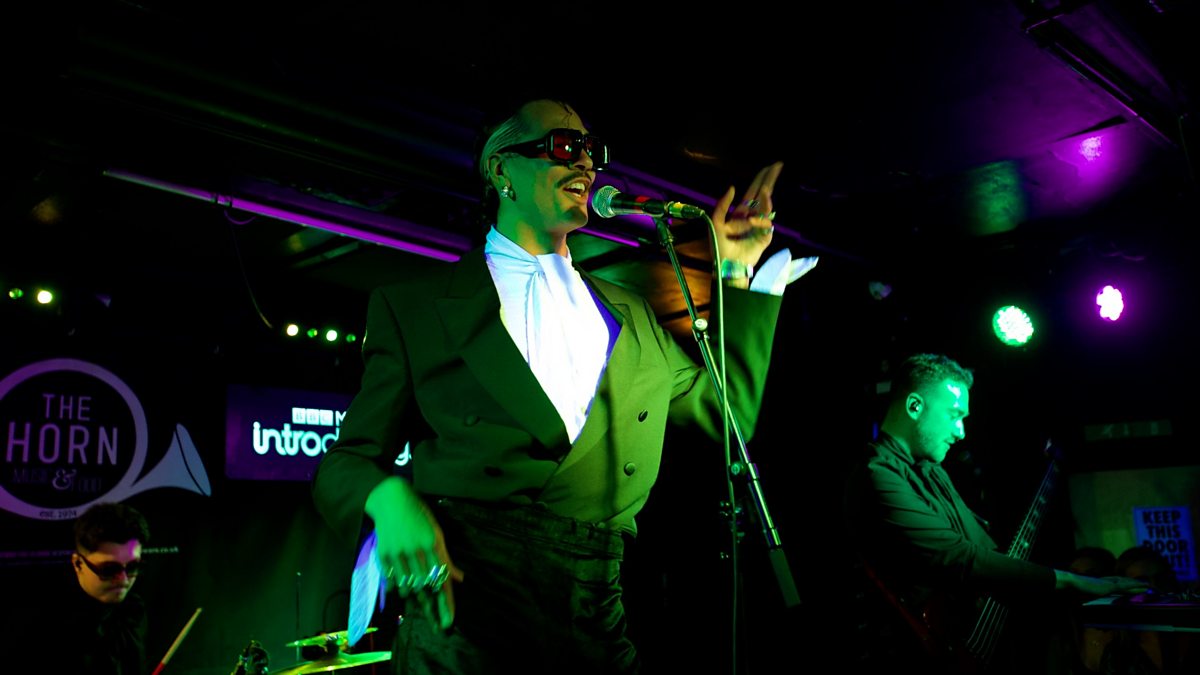 BBC Music BBC Music Introducing, Beds, Herts and Bucks, Elephant Talk