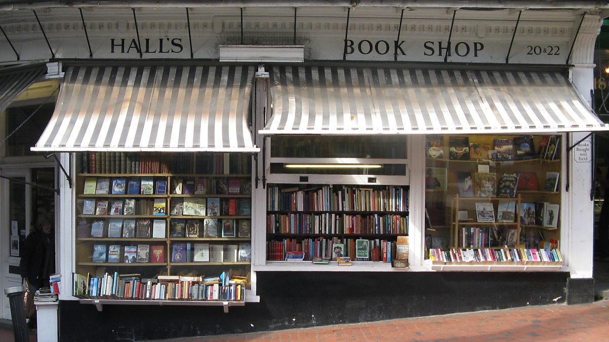 REACH Literacy opens pop-up bookshop in Jones421 Building