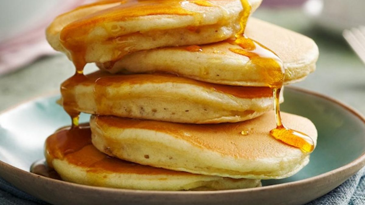 BBC How to cook the perfect American Pancakes