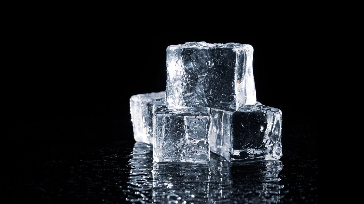 BBC Radio - 6 Minute English, Ice and the origins of life on Earth