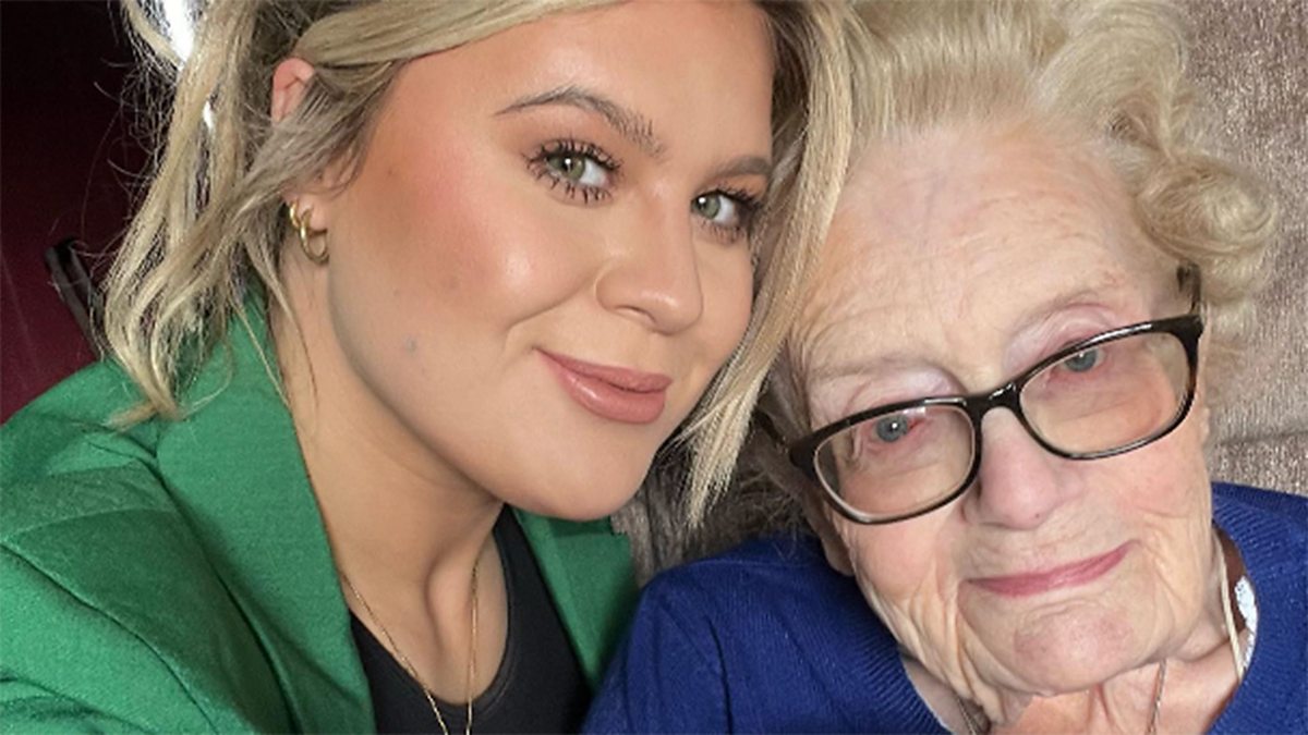 Bbc Radio 4 Woman S Hour All We Do Is Laugh’ How Jess And Her 89 Year Old Grandma Have Gone