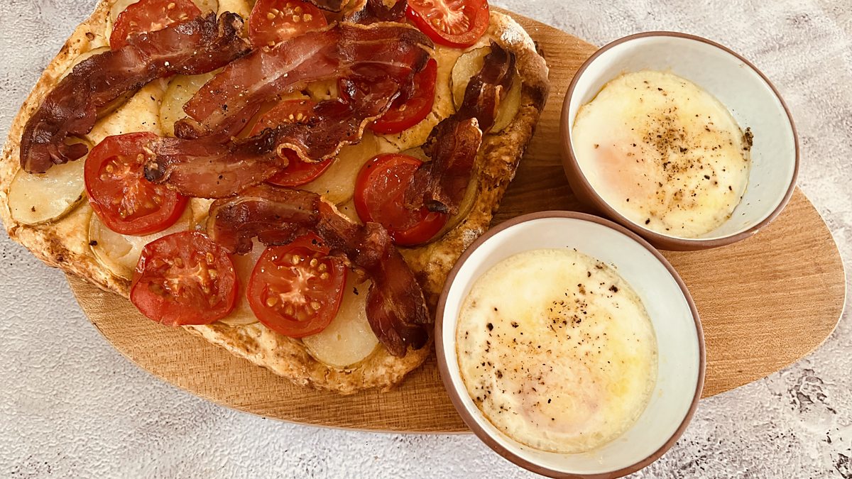 BBC - Breakfast bread with baked eggs
