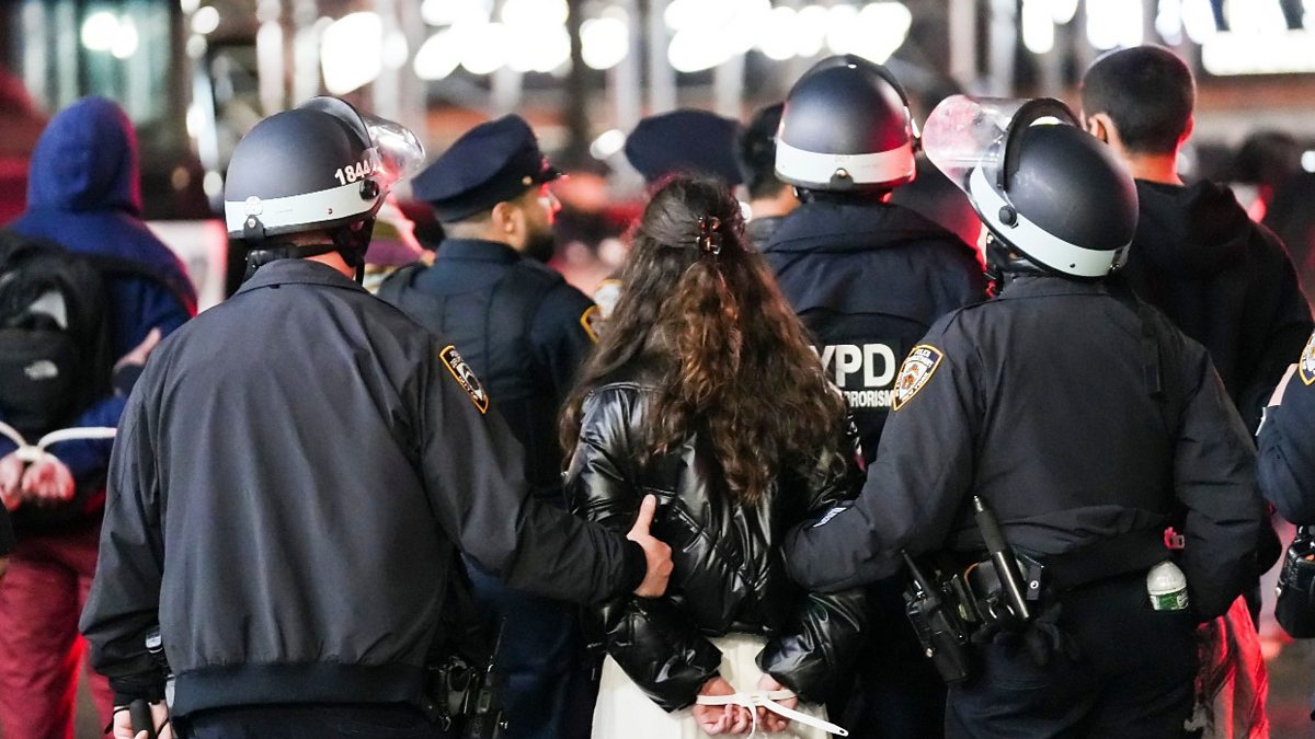 Image for article: BBC OS Conversations: Student protests in the US Image