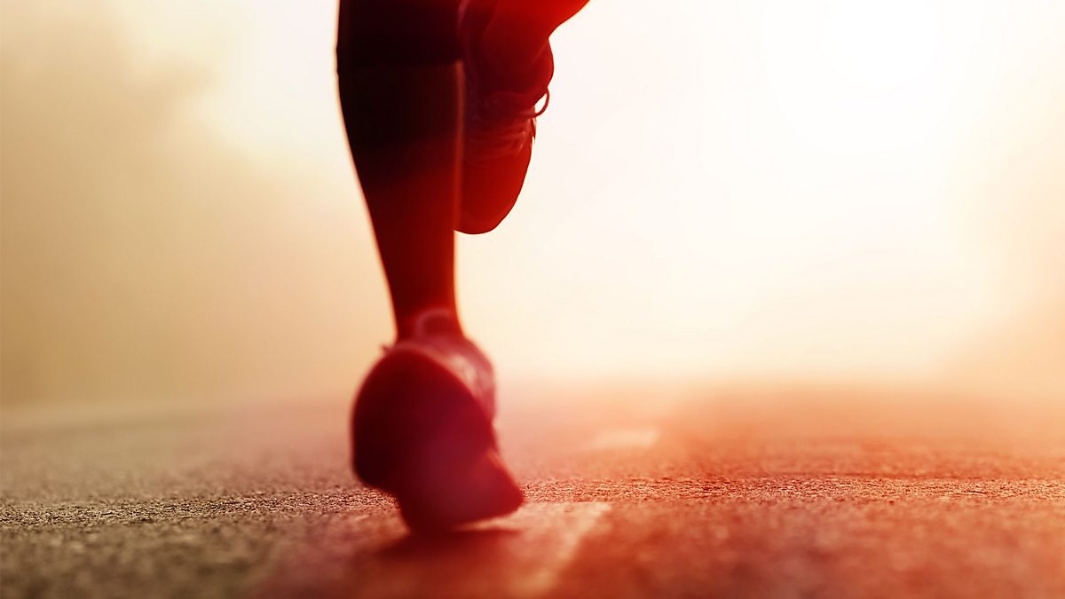BBC Radio Foyle 20 Minutes with Mark Patterson, New Waterside Half Marathon route 2024 announced