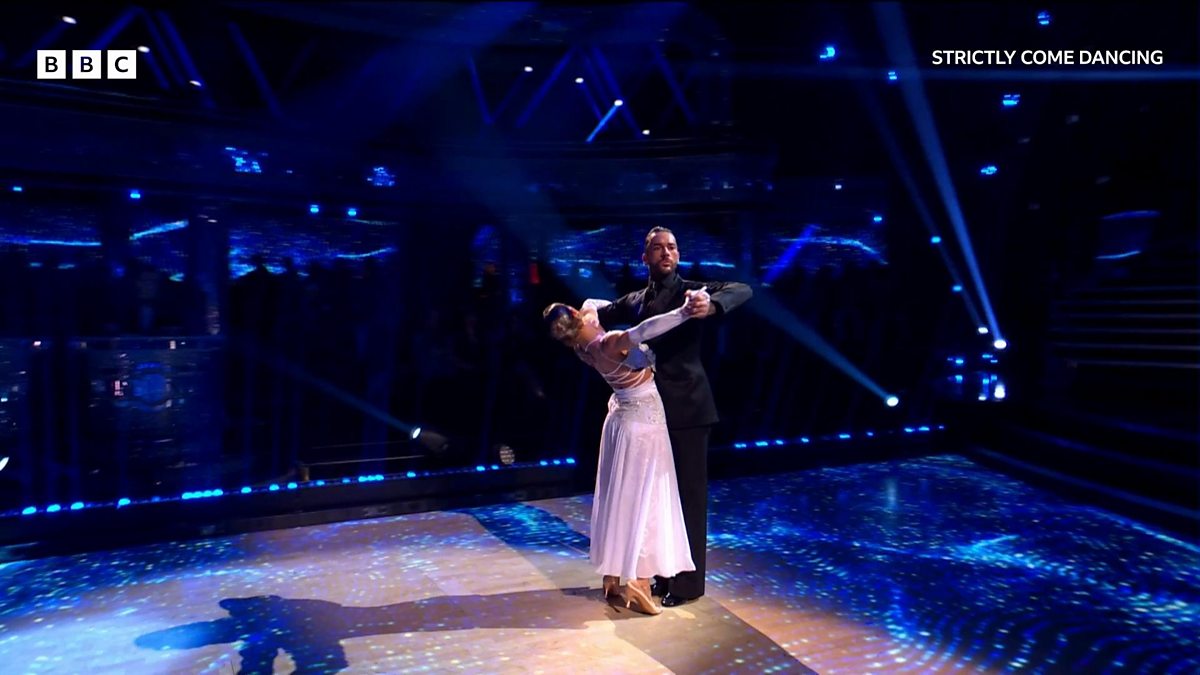 BBC One Strictly Come Dancing, Series 22, Week 10, Pete and Jowita Tango