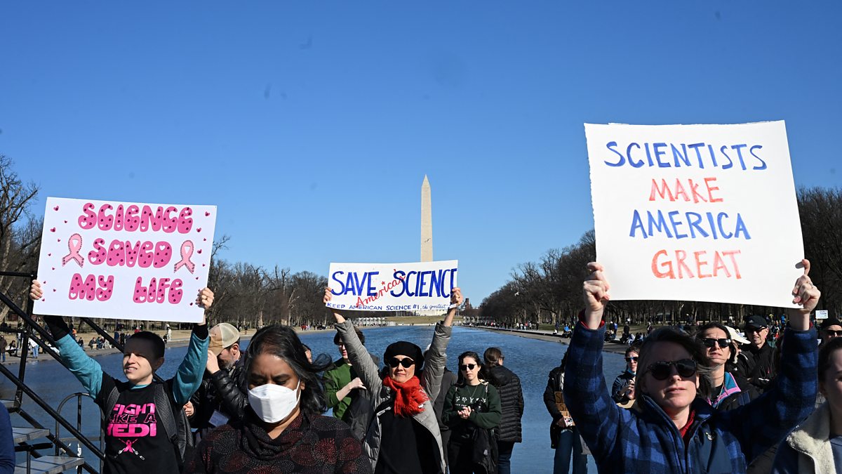 White Coats Vs the White House