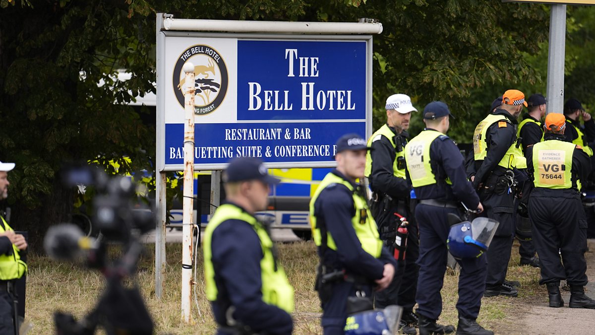 Badenoch Backs Councils To Challenge Asylum Hotels