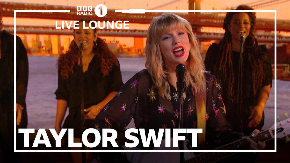 Taylor Swift – At The BBC Radio 1 ライブ Taylor Swift - London Boy in the Live Lounge - YouTube