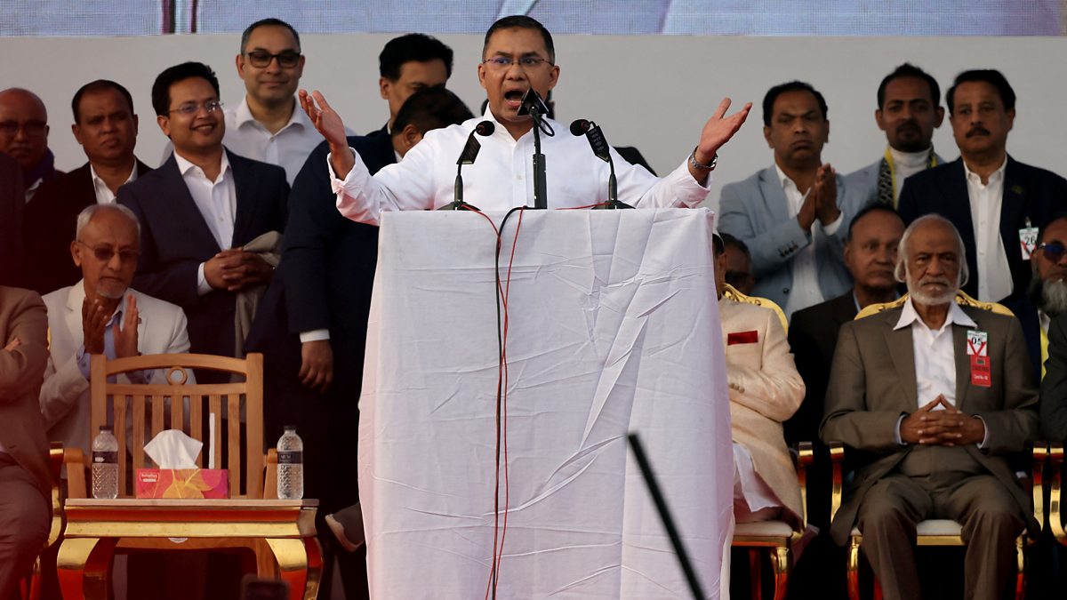 Bangladesh PM hopeful returns home