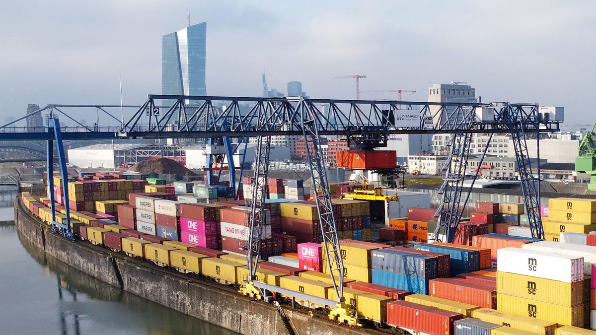 European countries harden response to Trump's Greenland threats