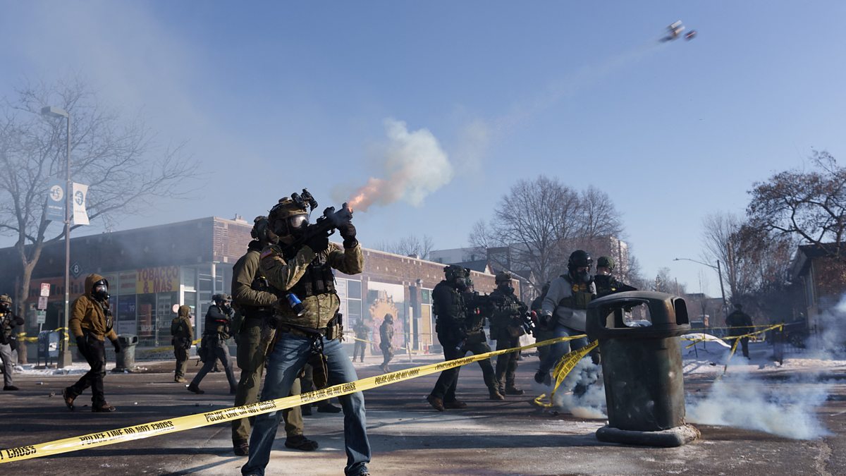 Minnesota: Government account of protester killing conflicts with witness testimony