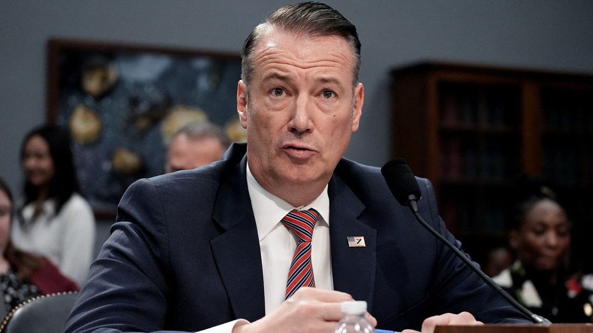 BBC News - Immigration Officials Testify before US Congress