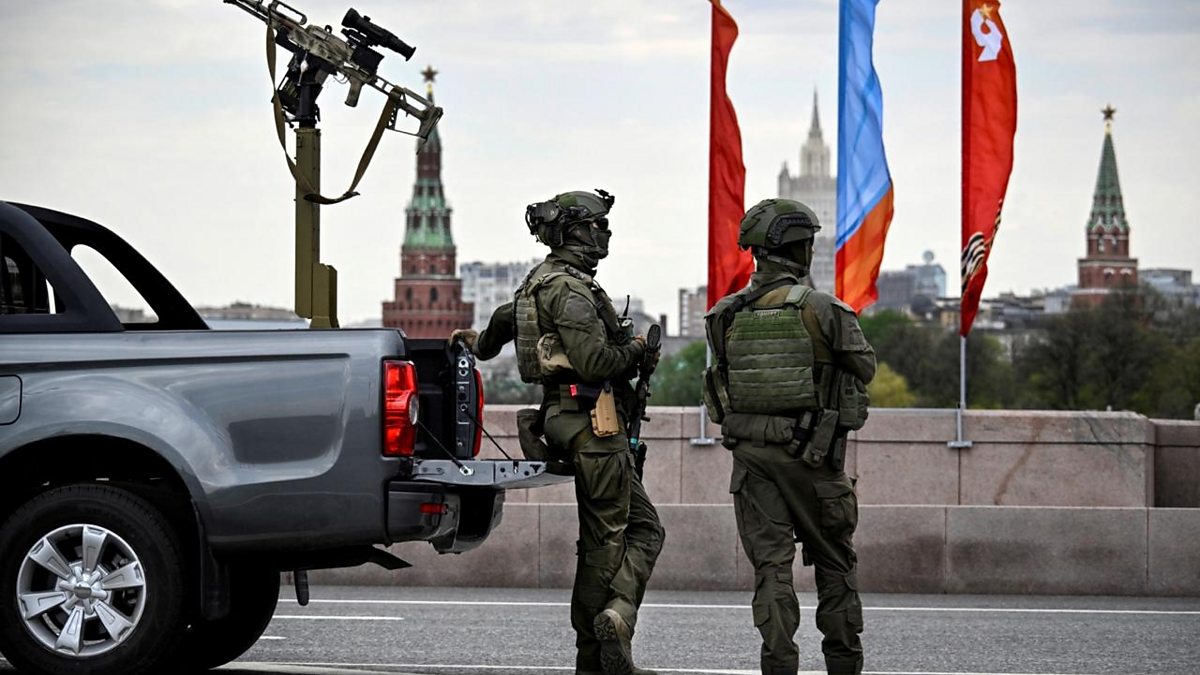 Украинские дроны могут сорвать московский парад?
