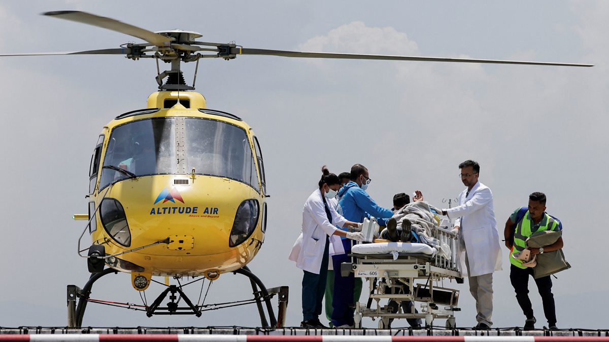 Dawa Sherpa: Miraculous Survival on Mount Everest