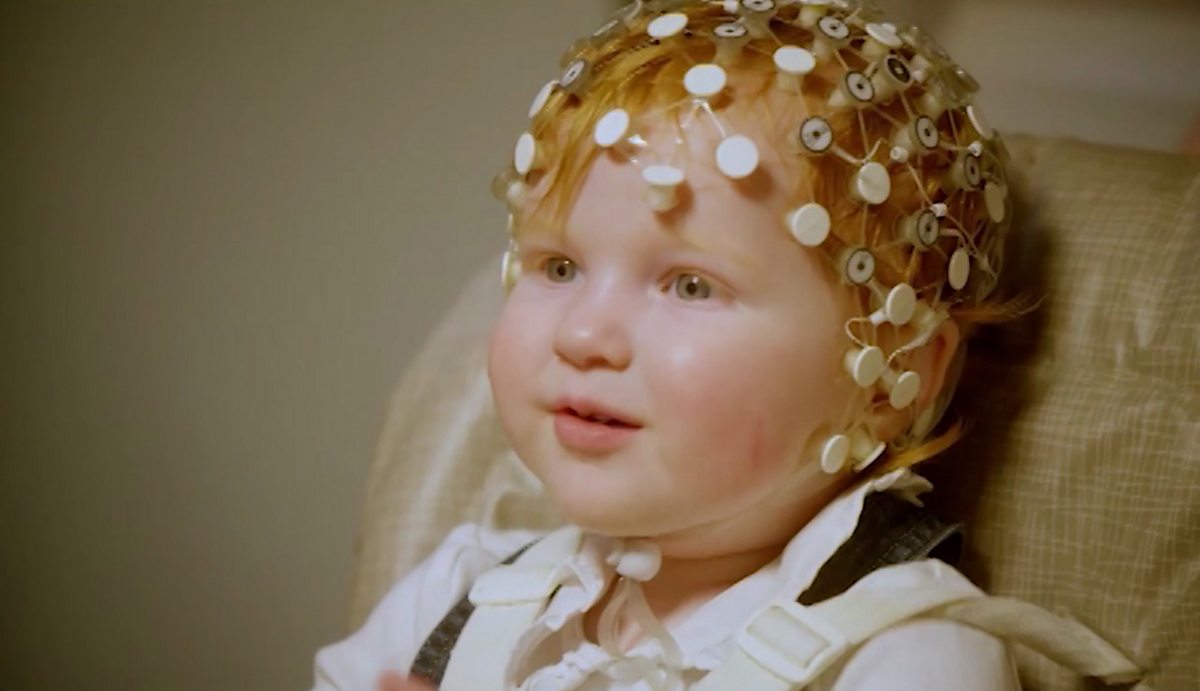 How does the sing-song rhythm of 'baby talk' help babies learn? - BBC
