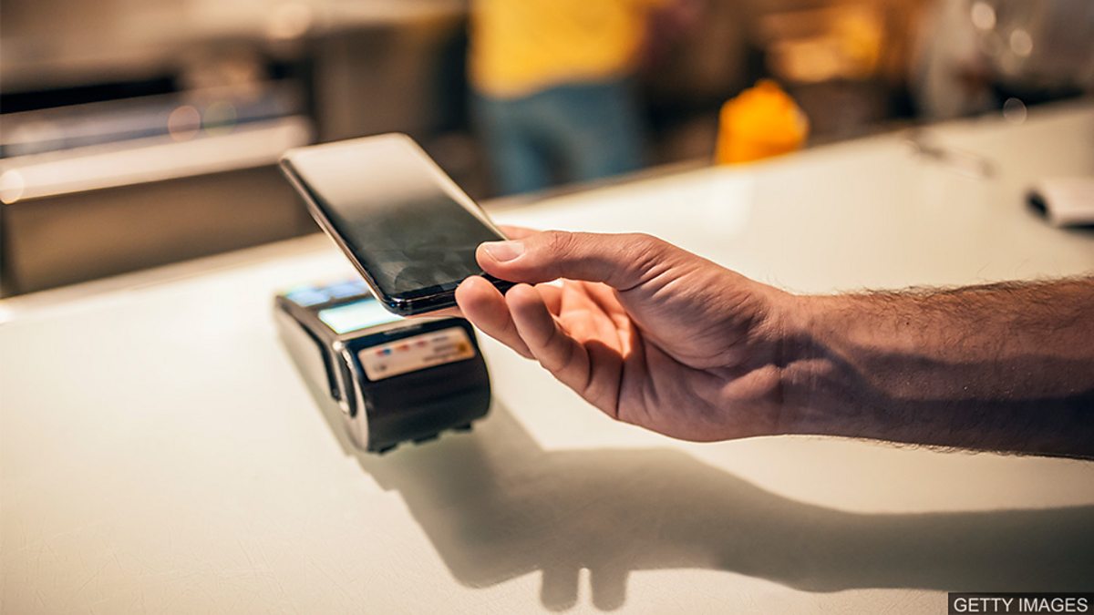 Bbc Learning English 随身英语 Is This The Death Of Cash 现金消亡的时代是否会到来