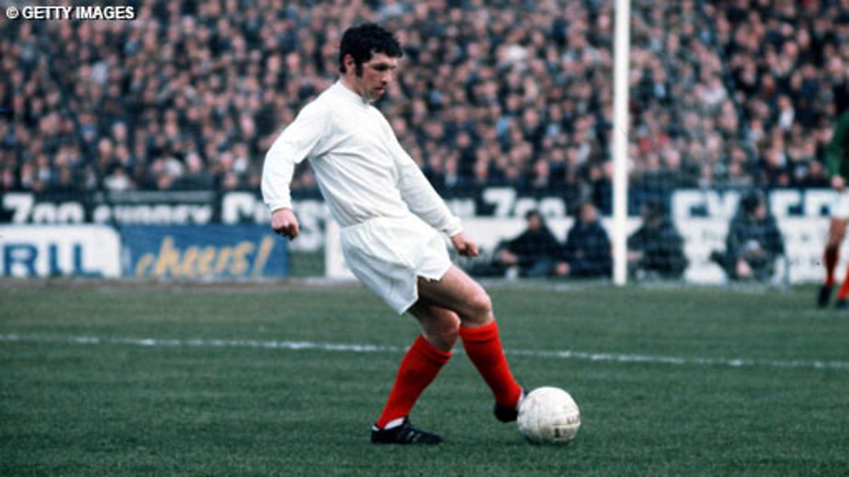 Football Legends - Johnny Giles - BBC Archive